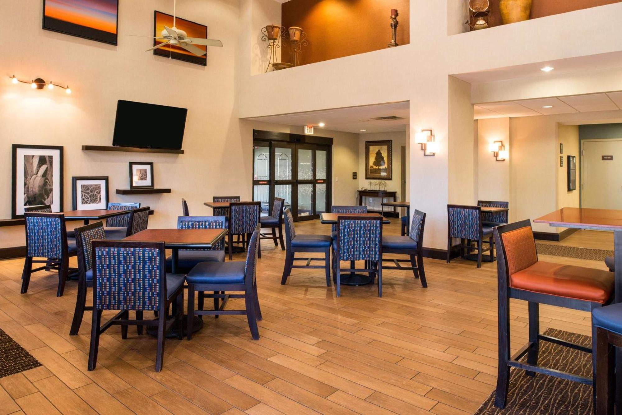 Hampton Inn And Suites Schertz Exterior photo