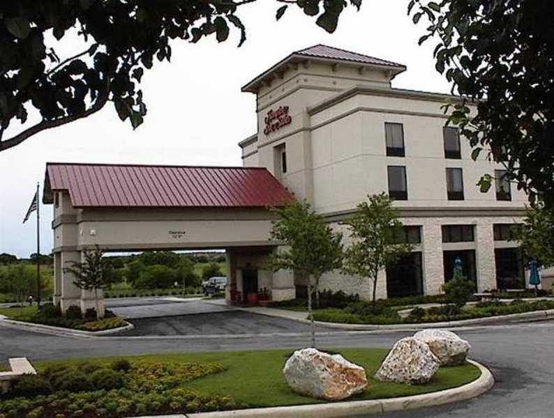 Hampton Inn And Suites Schertz Exterior photo